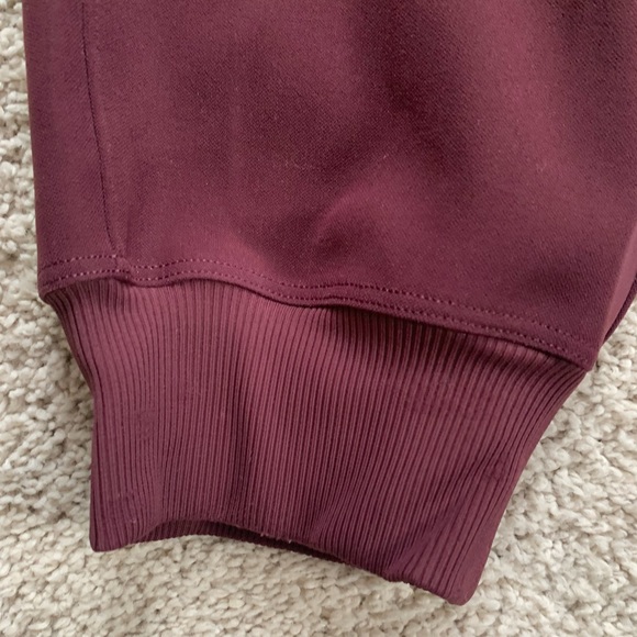 Lululemon Athletica Stretch High-Rise Jogger Full Length Maroon Size 12US - Picture 5 of 8